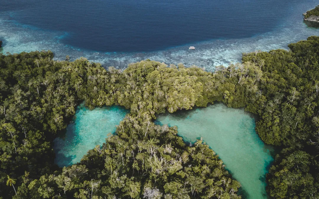Jan & Larissa in Raja Ampat — photo 9